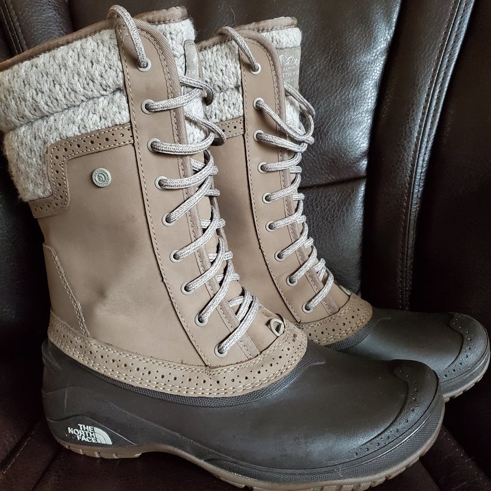 North Face Boots US Size 11 (Fits like a 9.5)